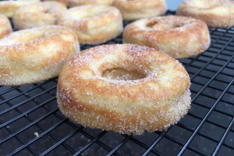 Apfelküchle aus der Donutform