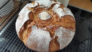 rustikales Bauernbrot