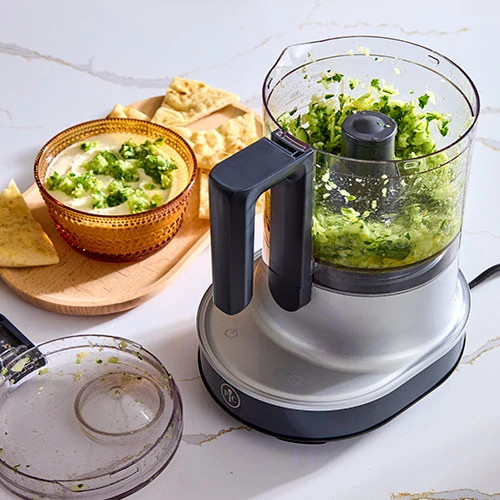 Elektrischer Multi-Zerkleinerer „Up & Down“ von Pampered Chef